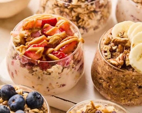 Easy overnight oats recipe for busy mornings suggested serving