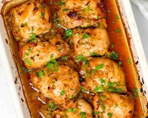 20 Minute Sticky Honey Garlic Butter Chicken Thighs top view