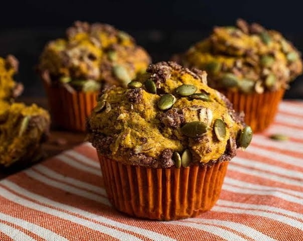 Best Brown Butter Pumpkin Spice Streusel Muffins top view