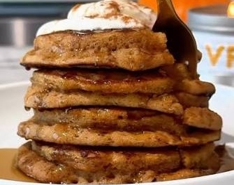 Viral Fluffy High Protein Pumpkin Spice Pancakes suggested serving